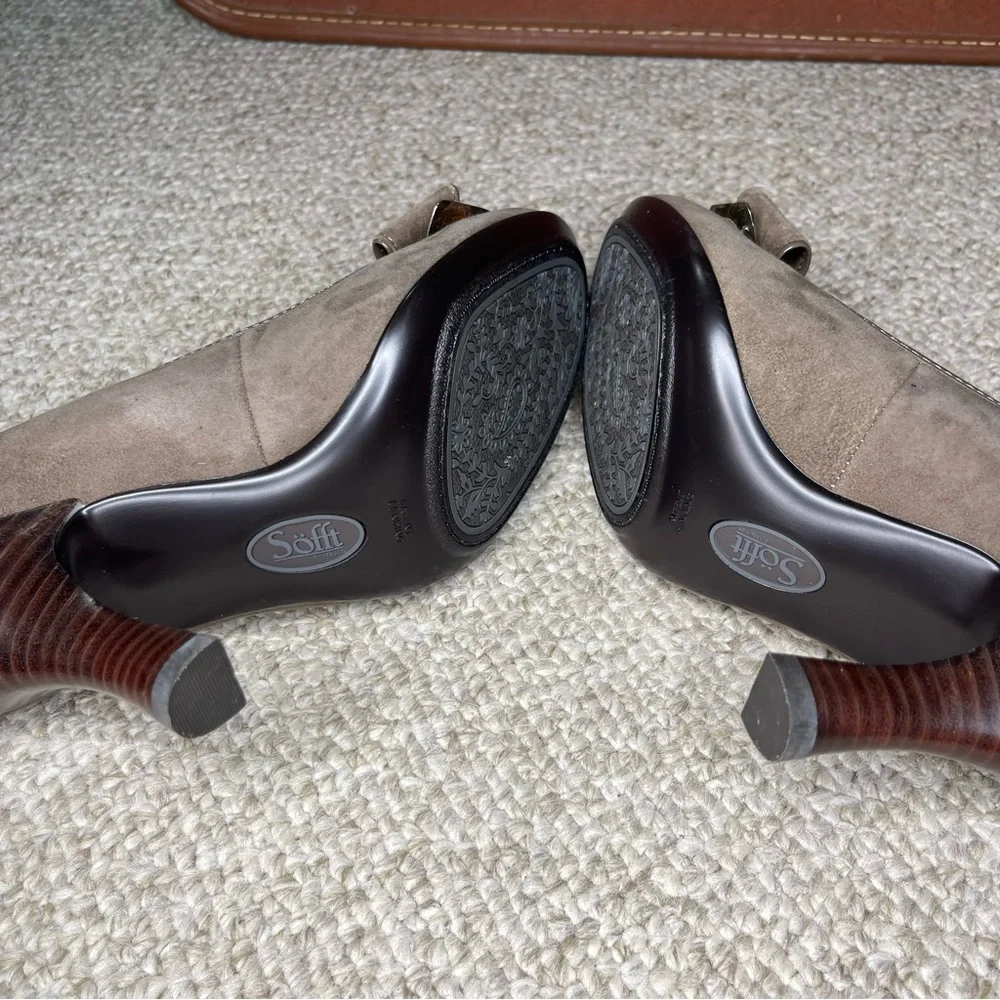 Sofft suede leather heels